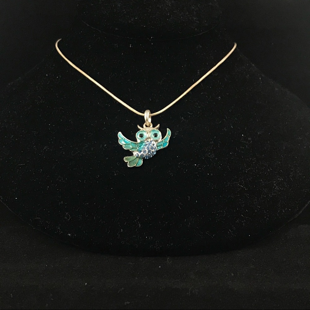 Twilight the owl Pendant & Necklace - Picture 3 of 4